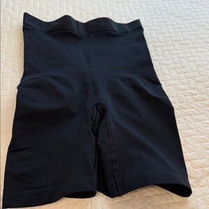 Delta Nearly Nude Gray Shapewear